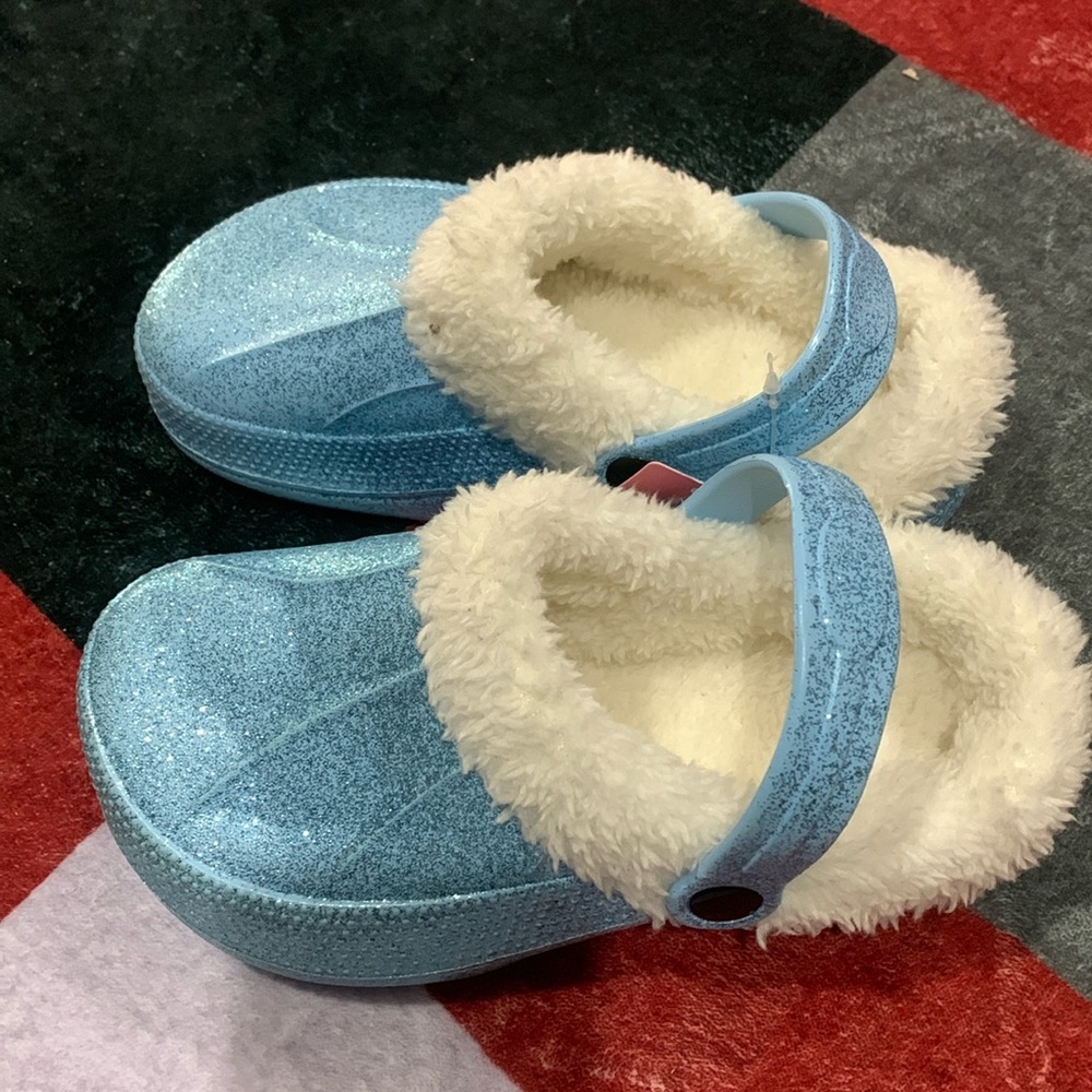 Clogs